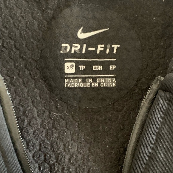 Nike Dri Fit Zip Up - Picture 5 of 7